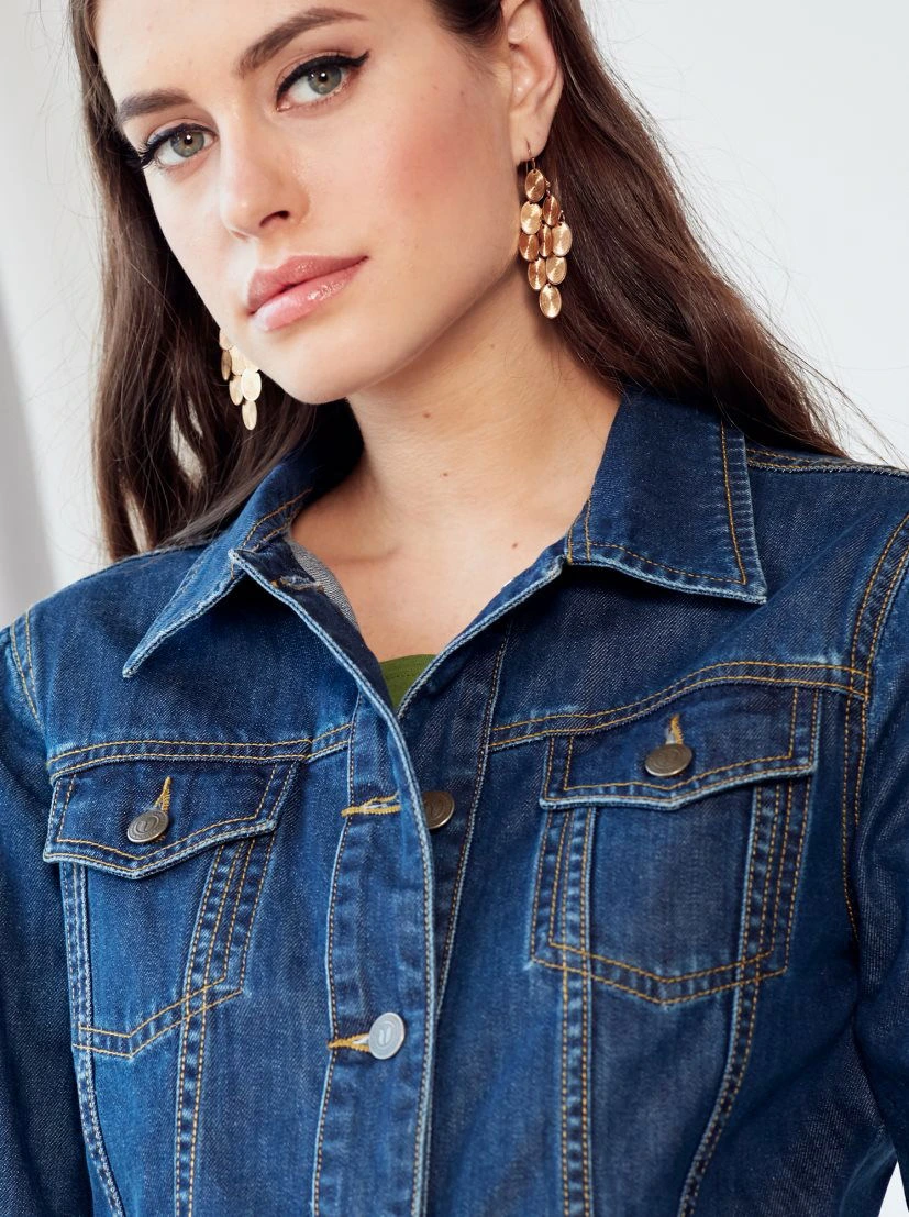 Women’s dark blue denim jacket – lightweight and stylish